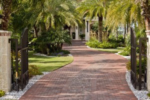 Award Winner - 8th Annual HNA Hardscapes Awards 2015